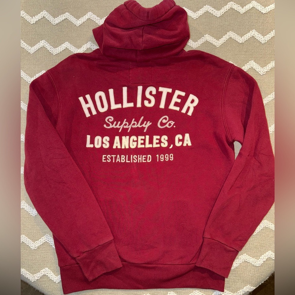 Hollister Burgundy men’s Hoodie sweatshirt Small
